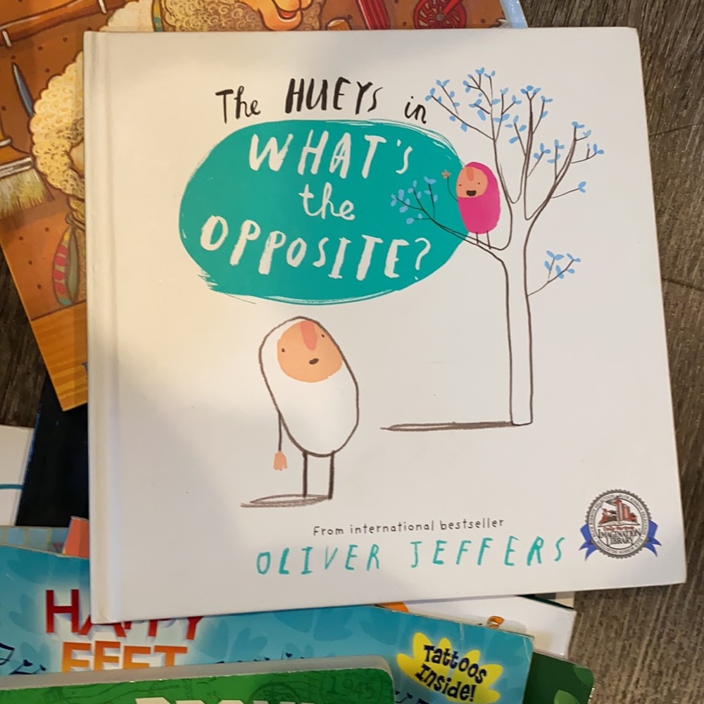 Books - Picture 12 of 16